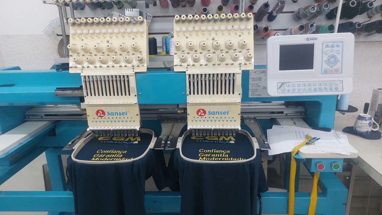 Vendo Fabrica de Uniformes 