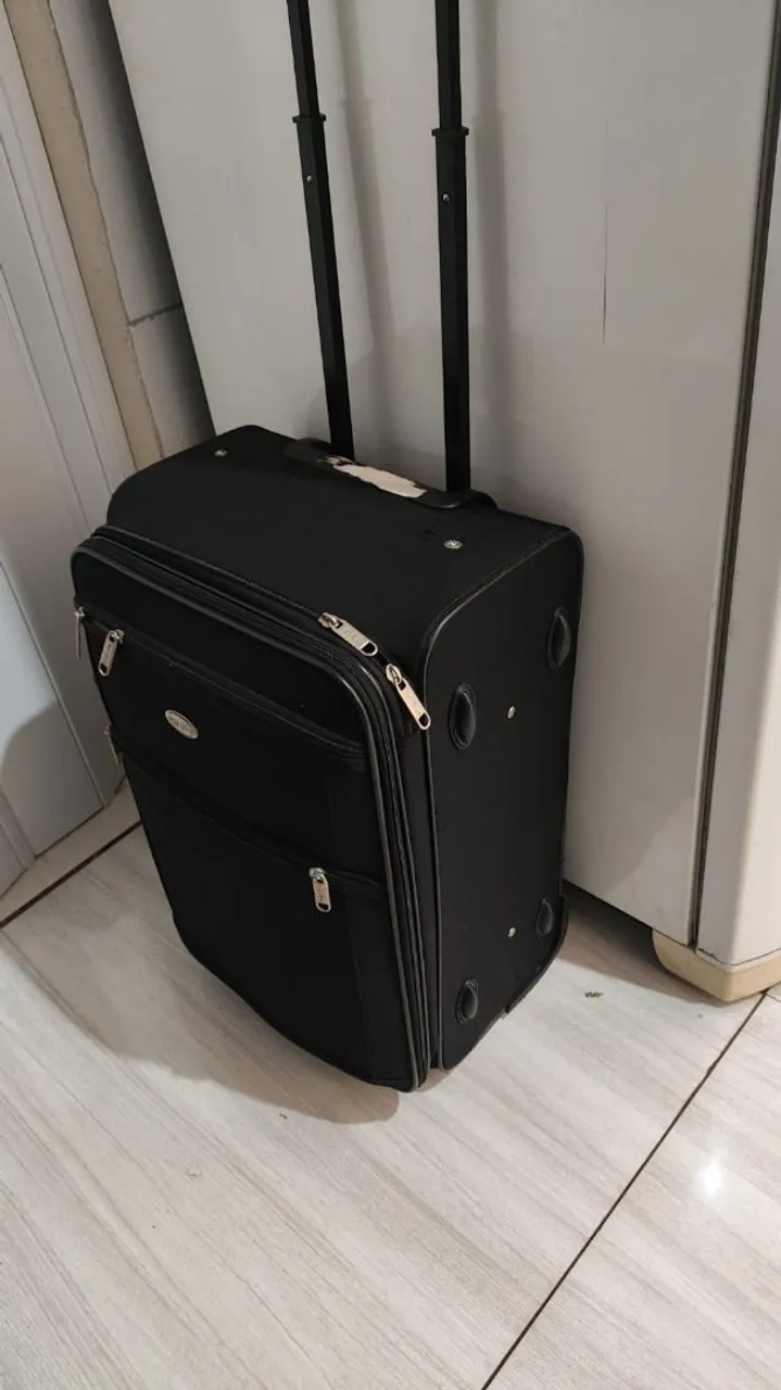 Mala de Viagem Preta