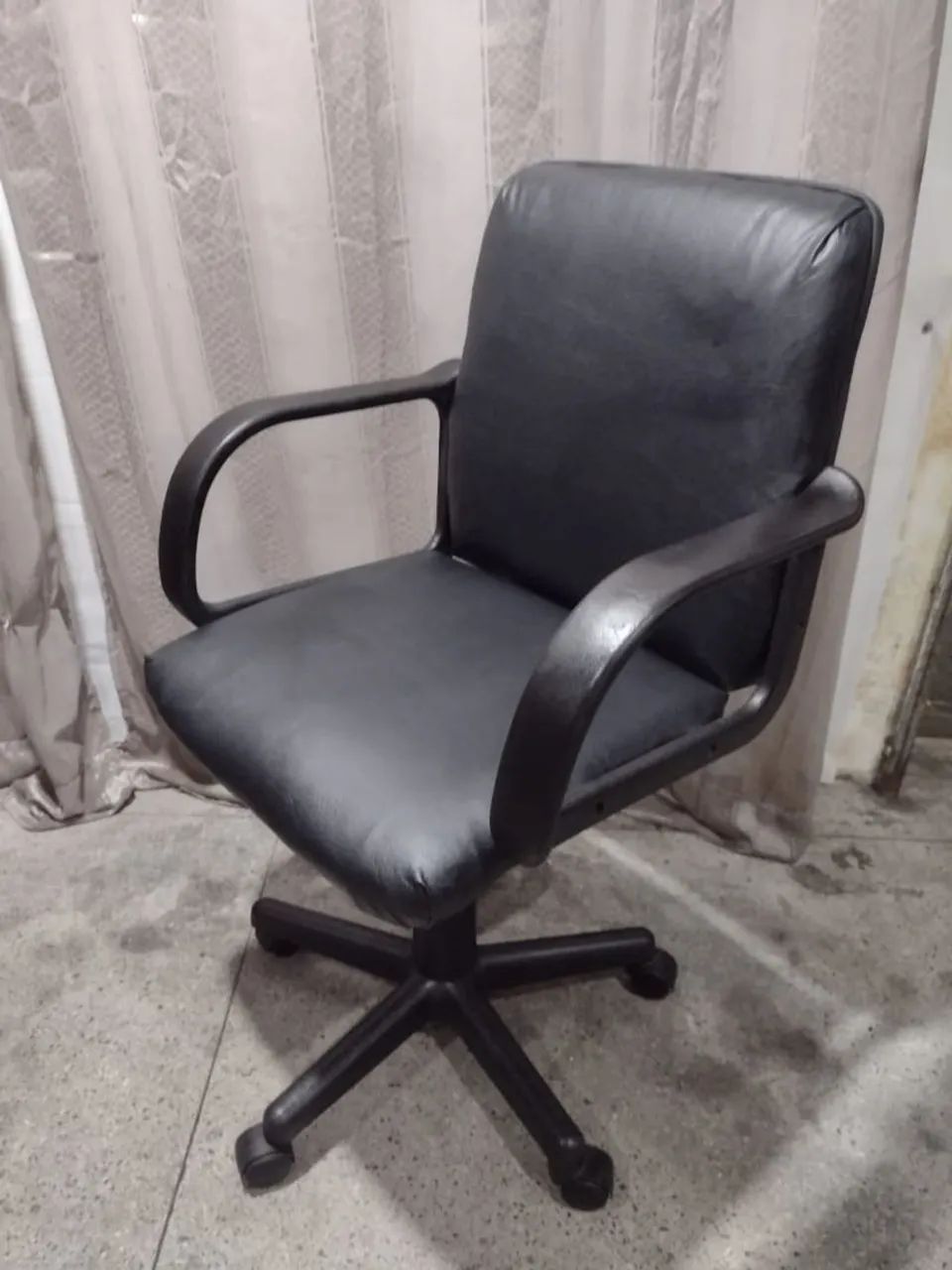 Cadeira de escritório  - Foto 4