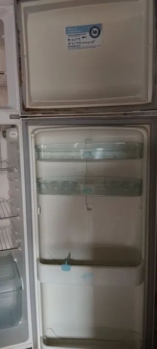 Geladeira com o motor armando e desarmando  - Foto 3