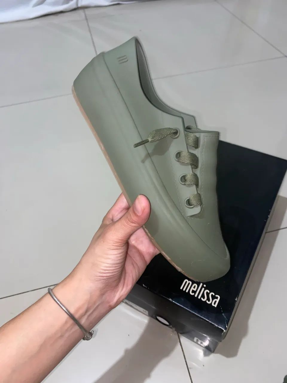 Vendo Tênis Melissa Verde Militar  - Foto 2