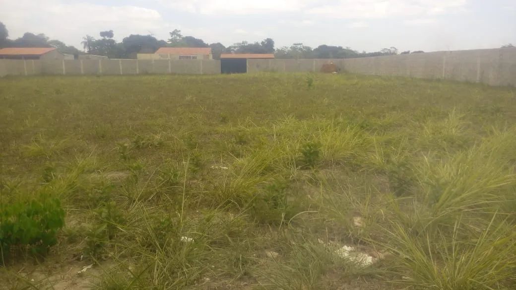 Terreno 2400m2 c/05 Casas, Margens da Estrada de Aldeia Km-19 Chã de Cruz Aceito Automóvel - Foto 3