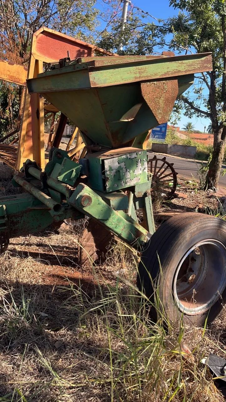 Sulcador e adubador para eucalipto e outras culturas  - Foto 4