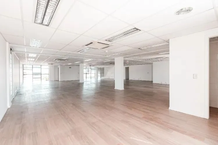 Sala andar inteiro para alugar em Canoas, no bairro centro