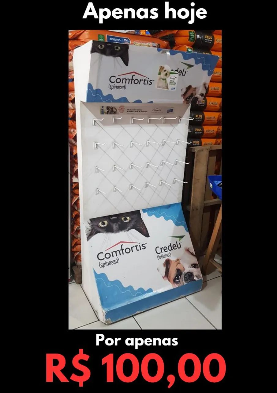 Expositor de produtos para pets - R$ 150,00