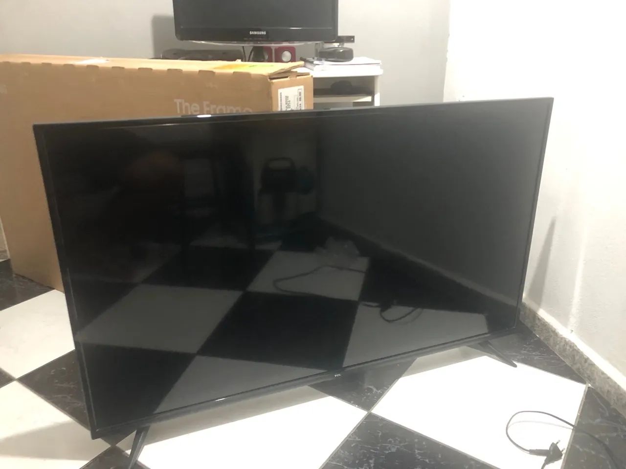 Smart TV TCL 50  - Foto 2