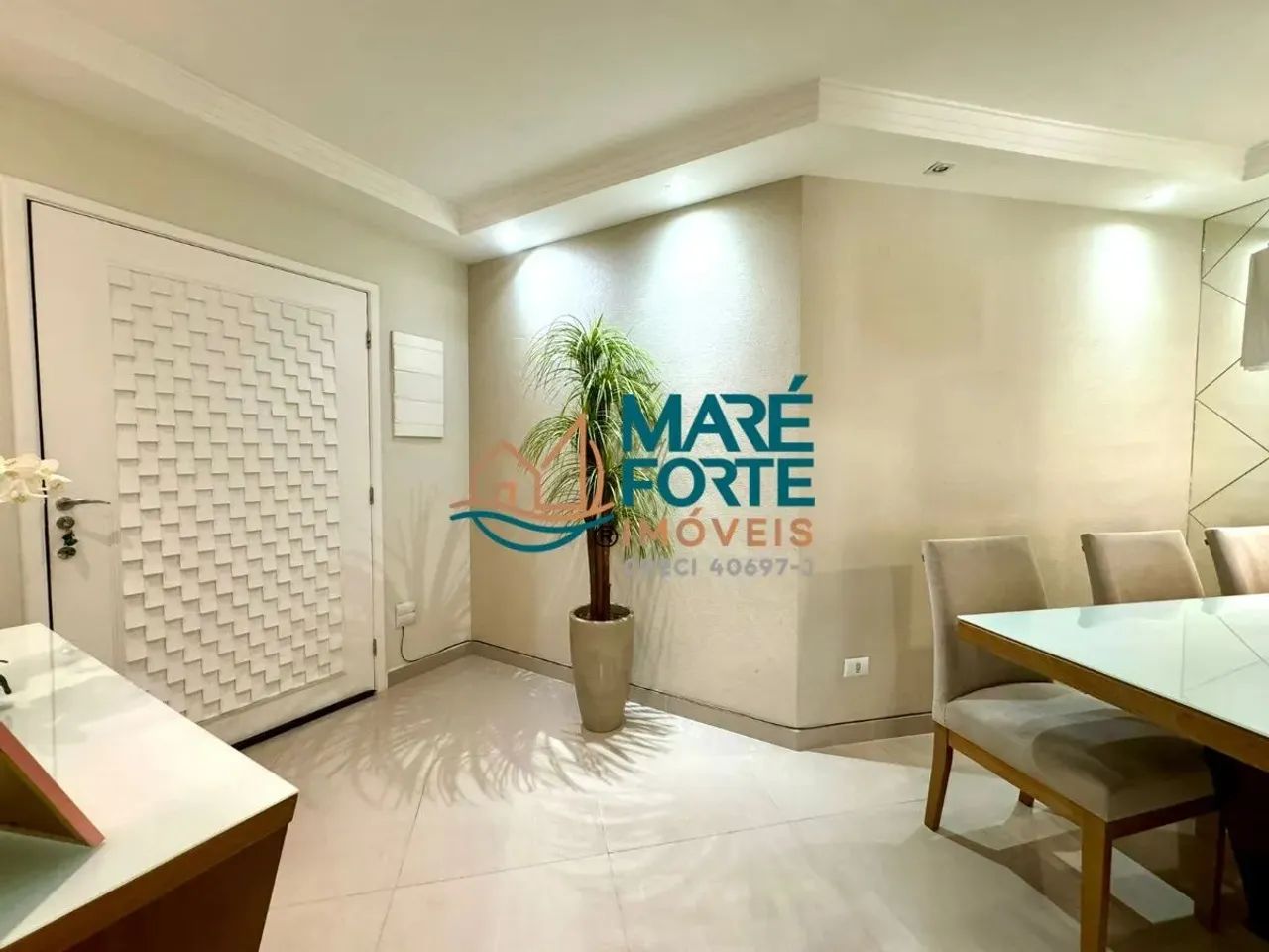 Apartamento amplo e com varanda gourmet no bairro do Itaguá - Foto 4