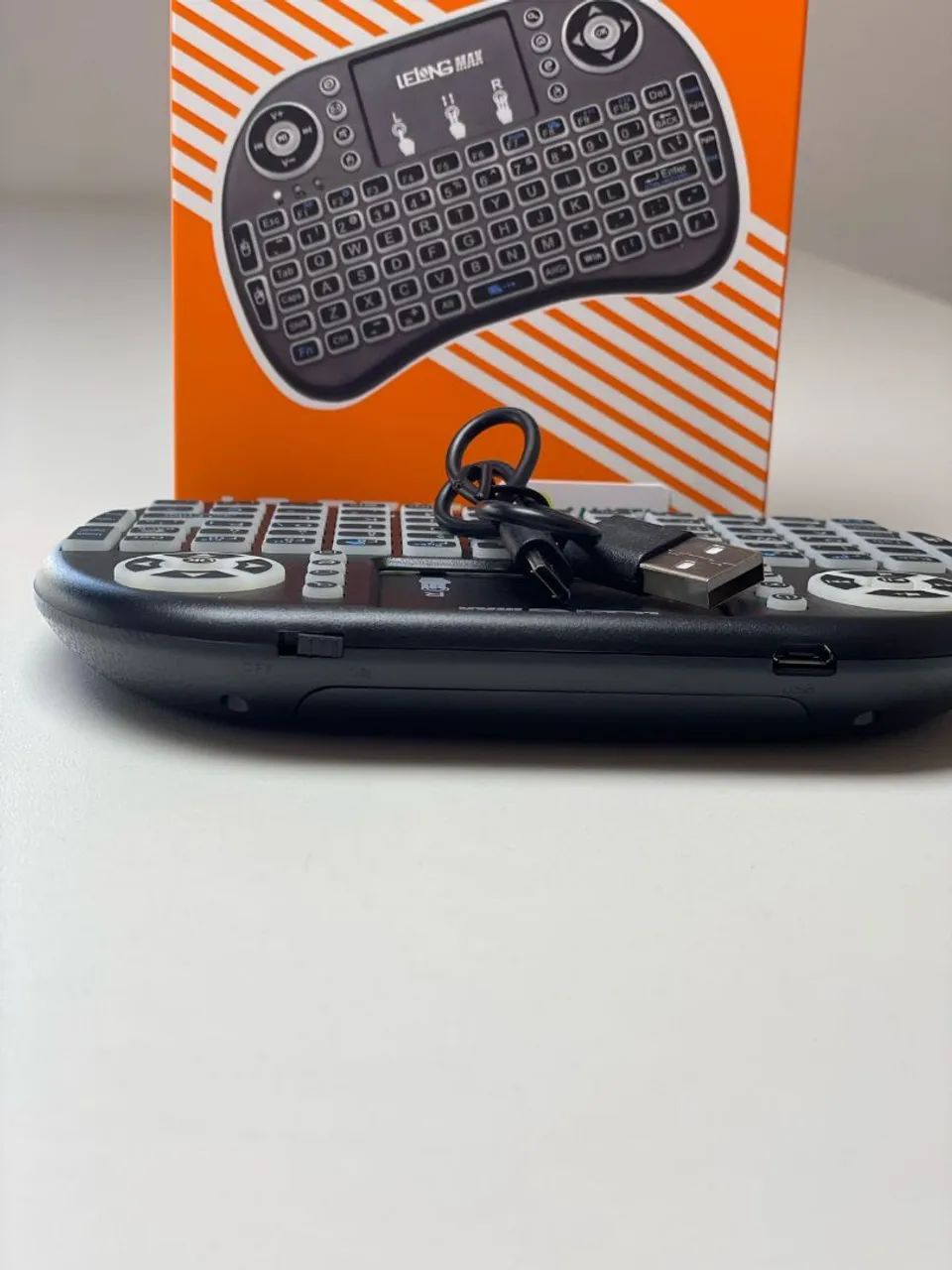 Mini teclado led bluetooth touthpad - Foto 3