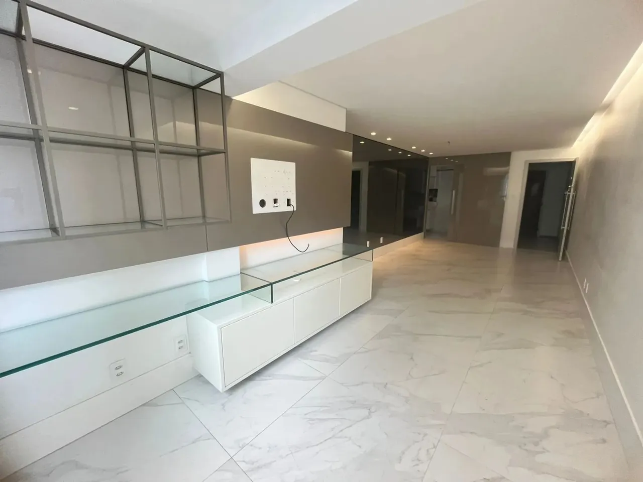 Imóvel para venda possui 90 metros quadrados com 3 quartos em Boa Viagem - Recife - PE