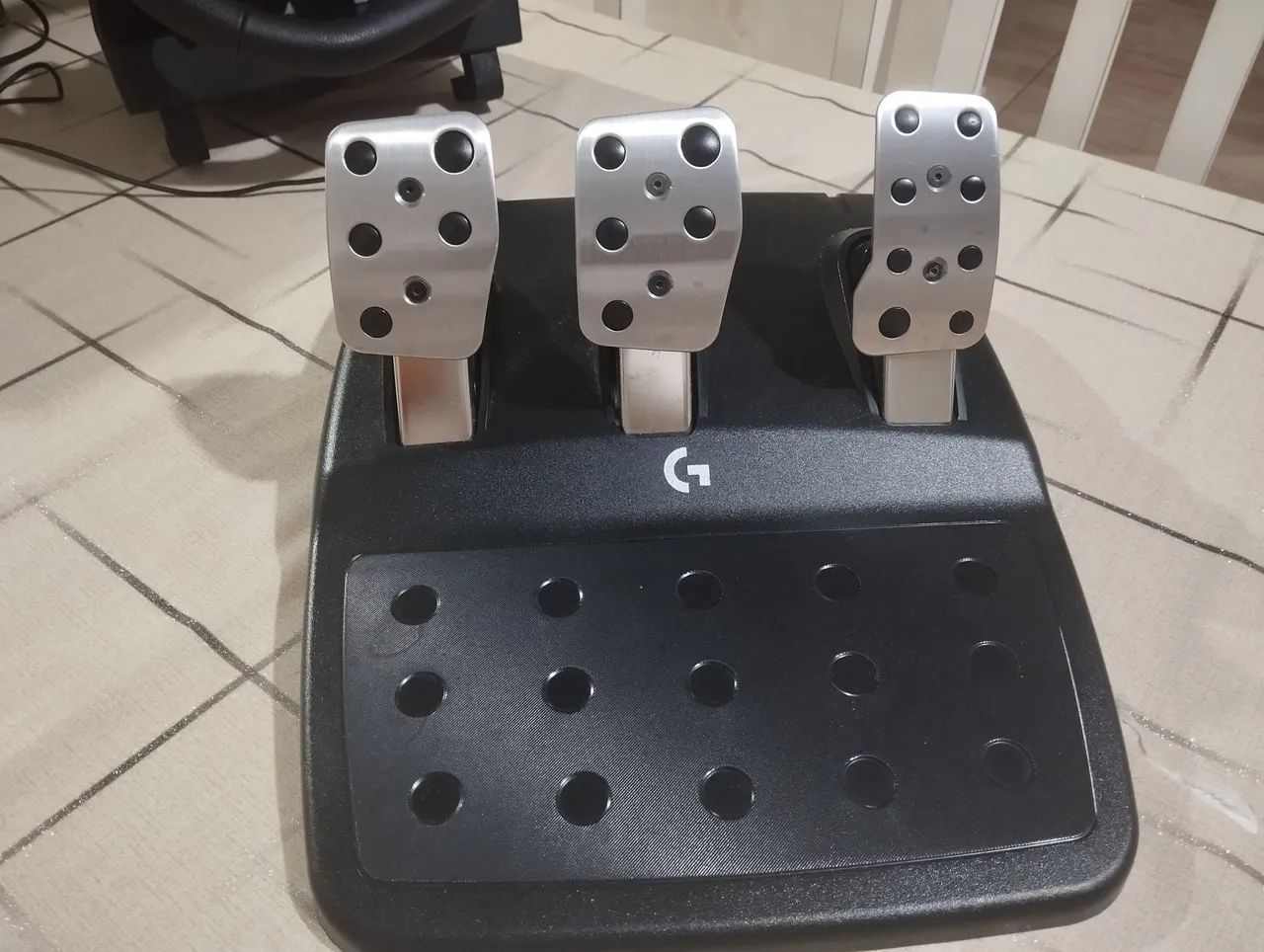 Volante Logitech G923 para Xbox e PC - Foto 3