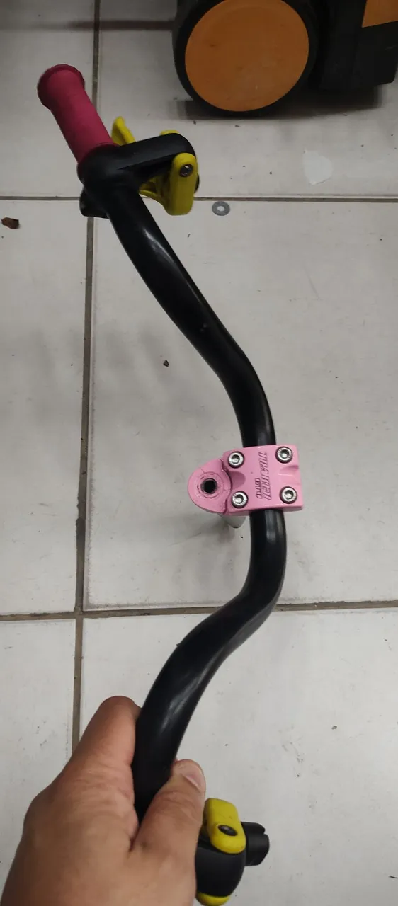 Guidão de bicicleta infantil aro 16 marca Btwin
