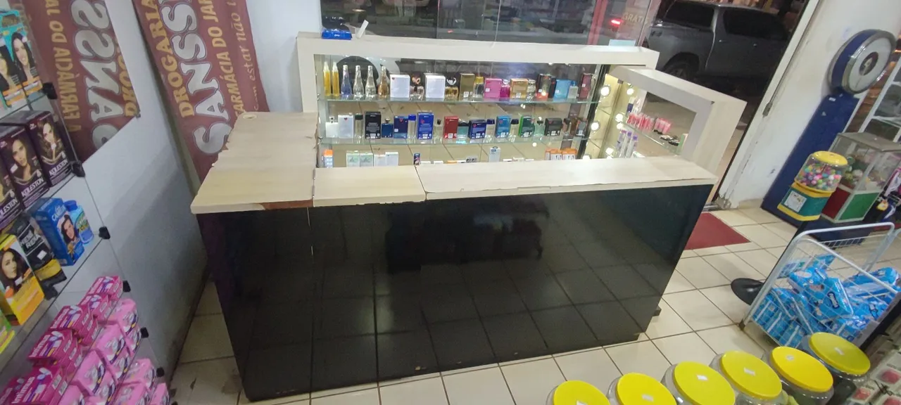 Quiosque/balcão/caixa para loja