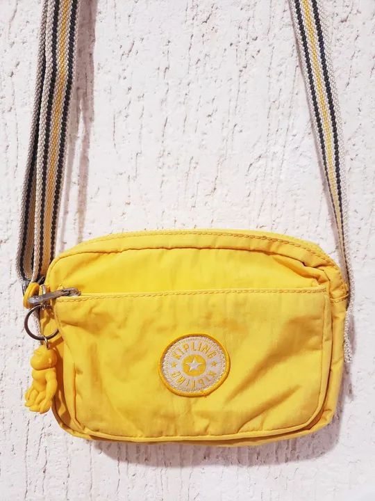 Bolsa Amarela Abanu - Kipling