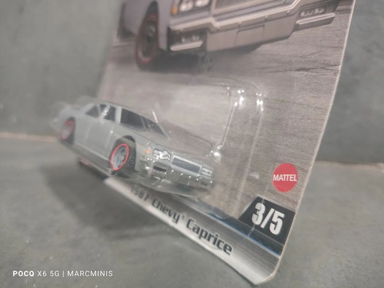 Hot Wheels Premium Fast & Furious 1987 Chevy Caprice - Foto 4