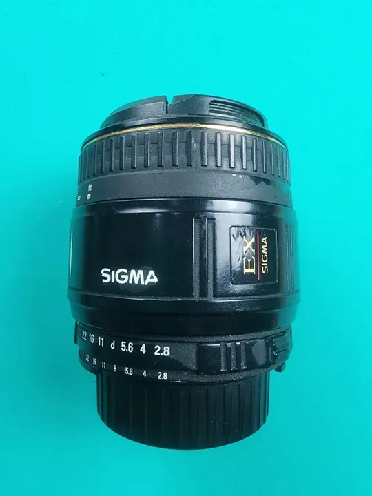 Lente Sigma 50mm F2.8 Macro Para Nikon