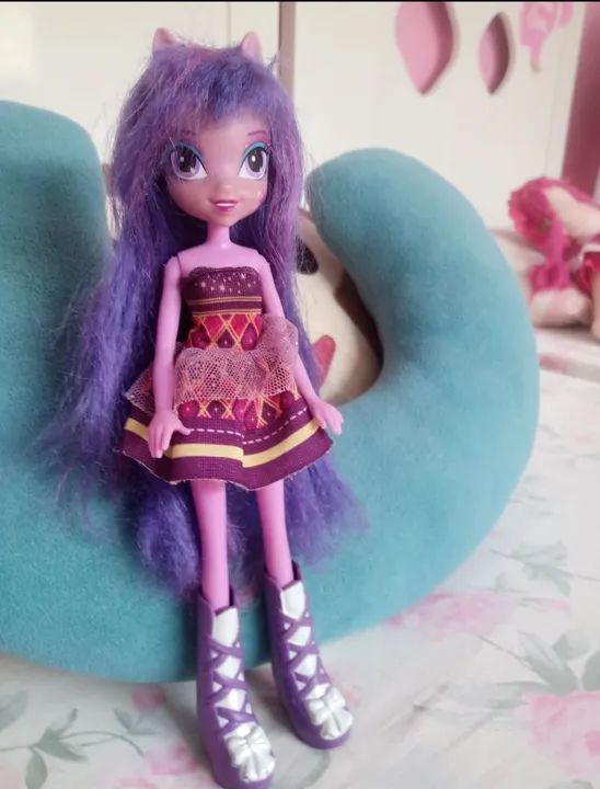 Boneca My Little Pony Rainbow Dash - Estilo Rock - Foto 4