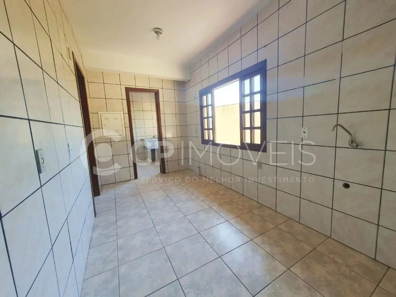 Imóvel todo reformado de 70m²- 2 dormitórios. - Foto 5