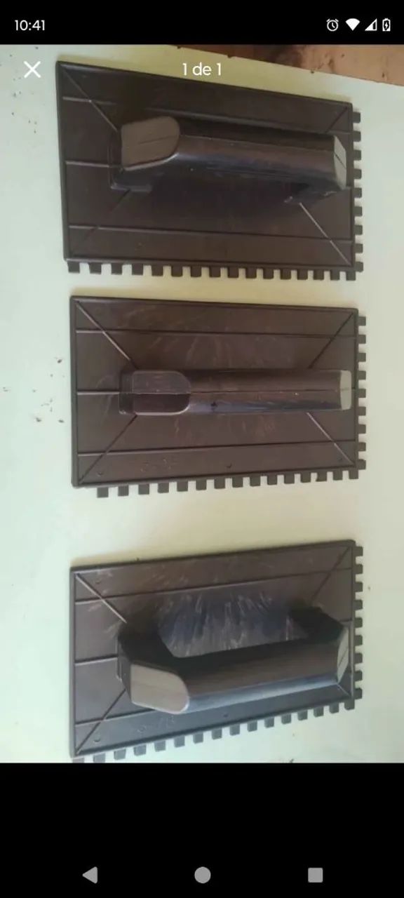Desempenadeira de Plástico Dentada