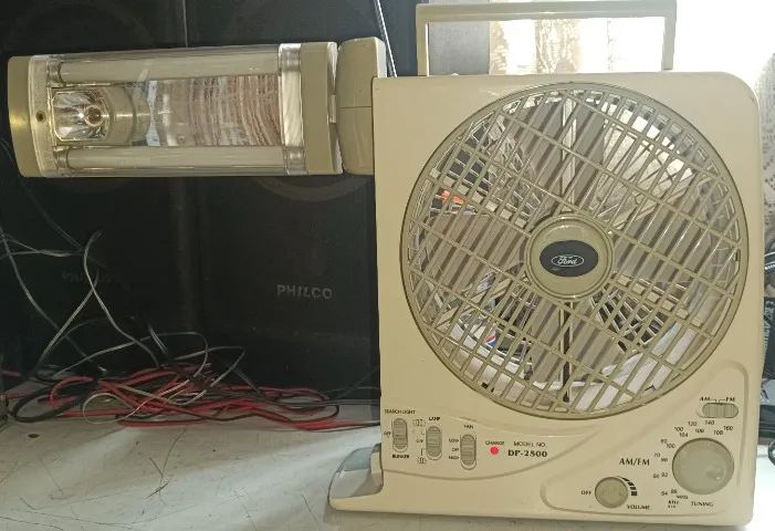 Ventilador Com Radio E Lanterna Ford modelo DP-2500 Otimo Estado Rarissimo - Foto 4