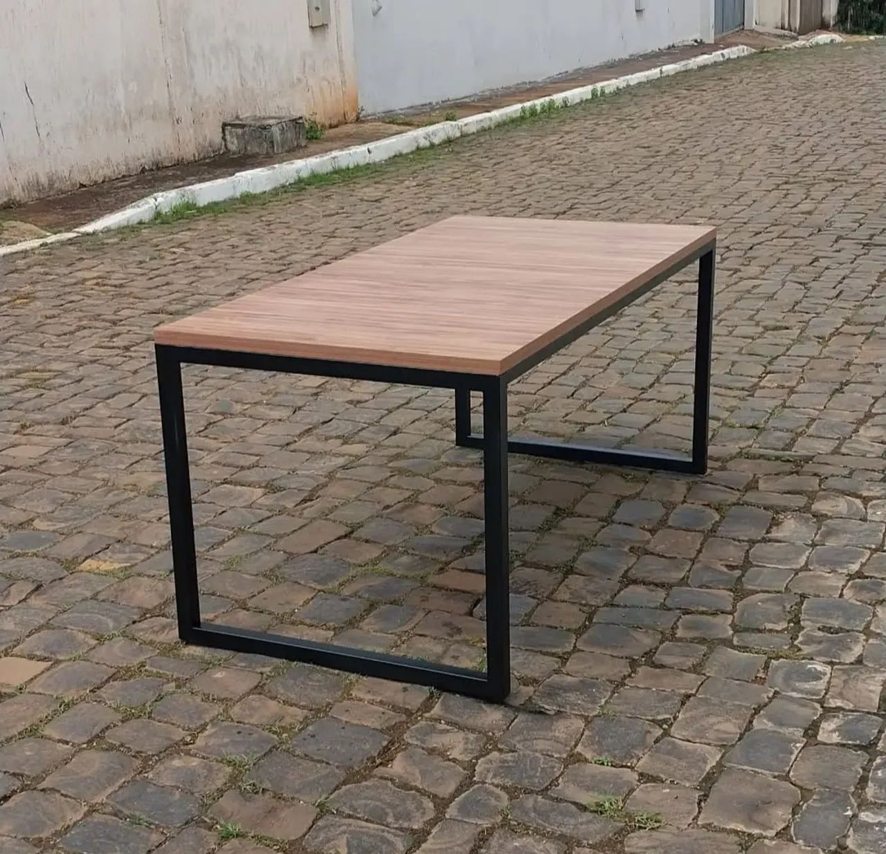 Mesa industrial  FÁBRICAMOS EM 1 DIA 