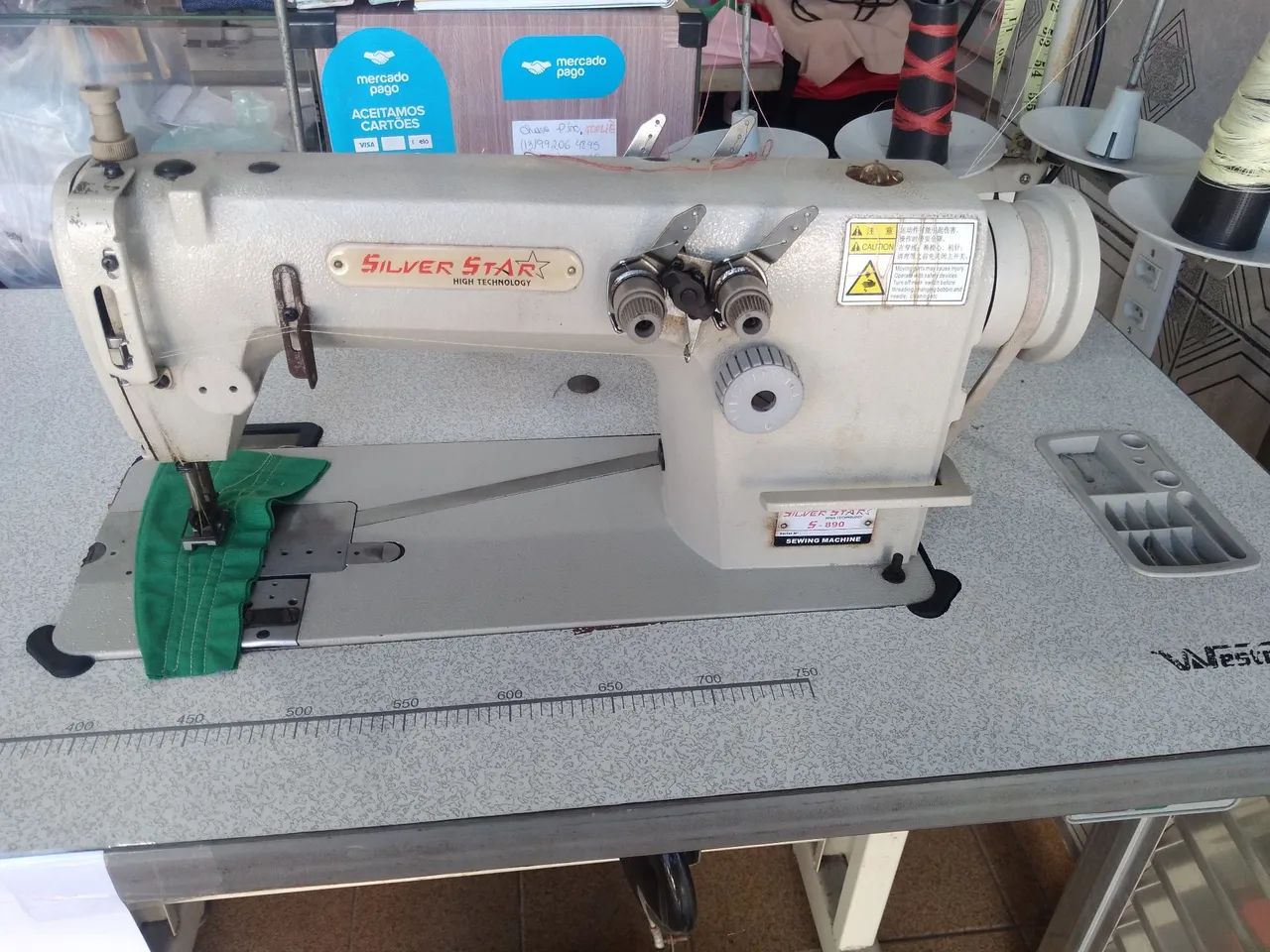 Máquina de costura  - Foto 3