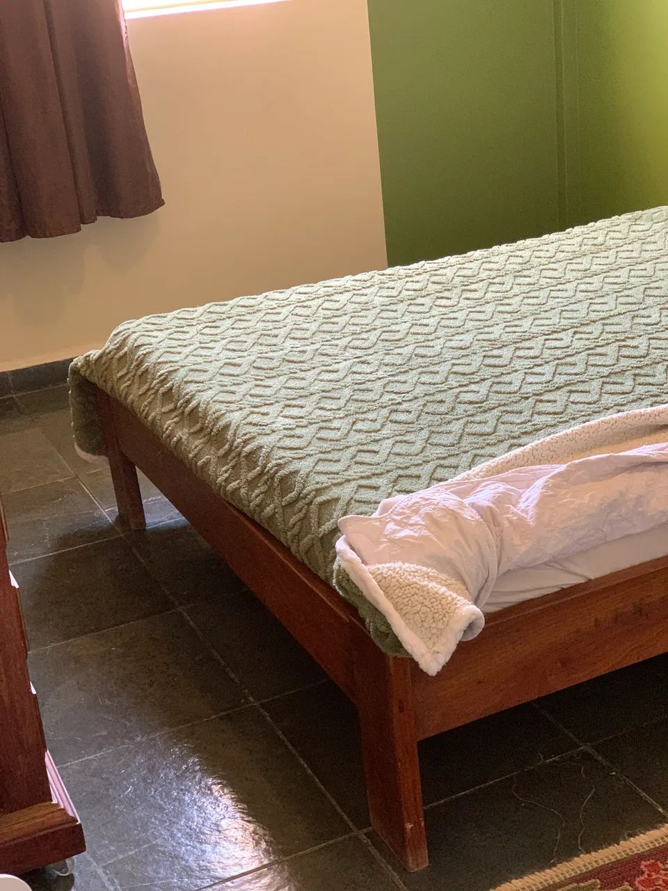 Cama de casal - Madeira Maciça 64176432455297122