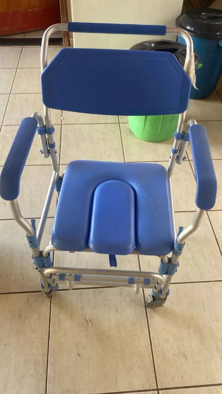 Cadeira banho de idoso - Foto 4
