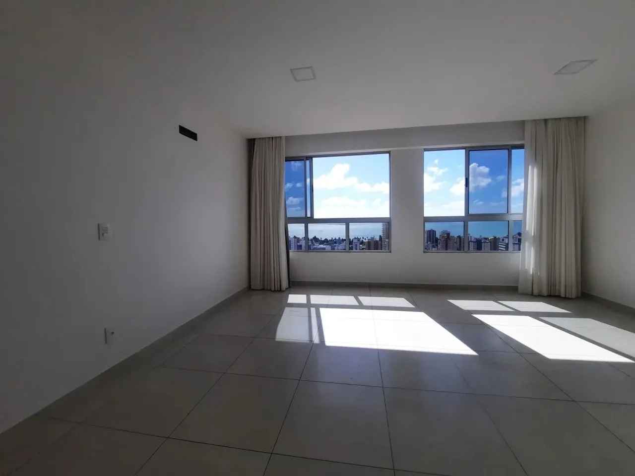 Apartamento para Locação em João Pessoa, Manaíra, 1 dormitório, 1 suíte, 2 banheiros, 1 va