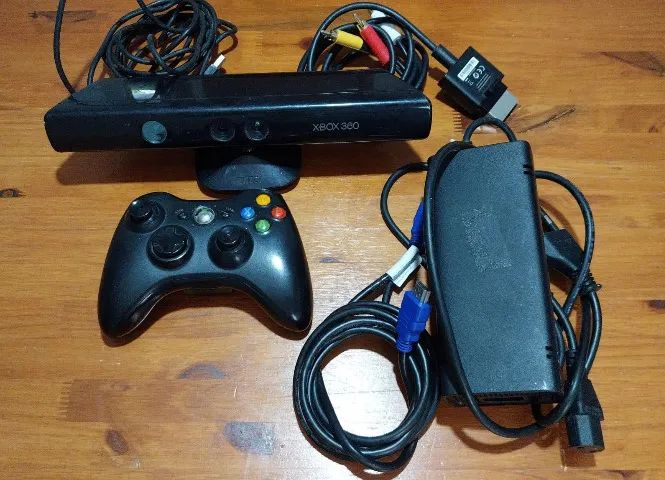 Xbox 360 Slim 4GB + HD 250GB + Kinect + 1 Controle + 8 Jogos. Completo e em Ótimo Estado - Foto 2