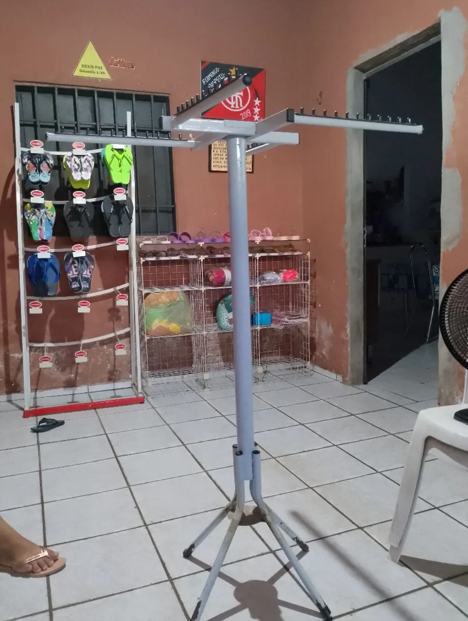 Arara pra organização de roupa