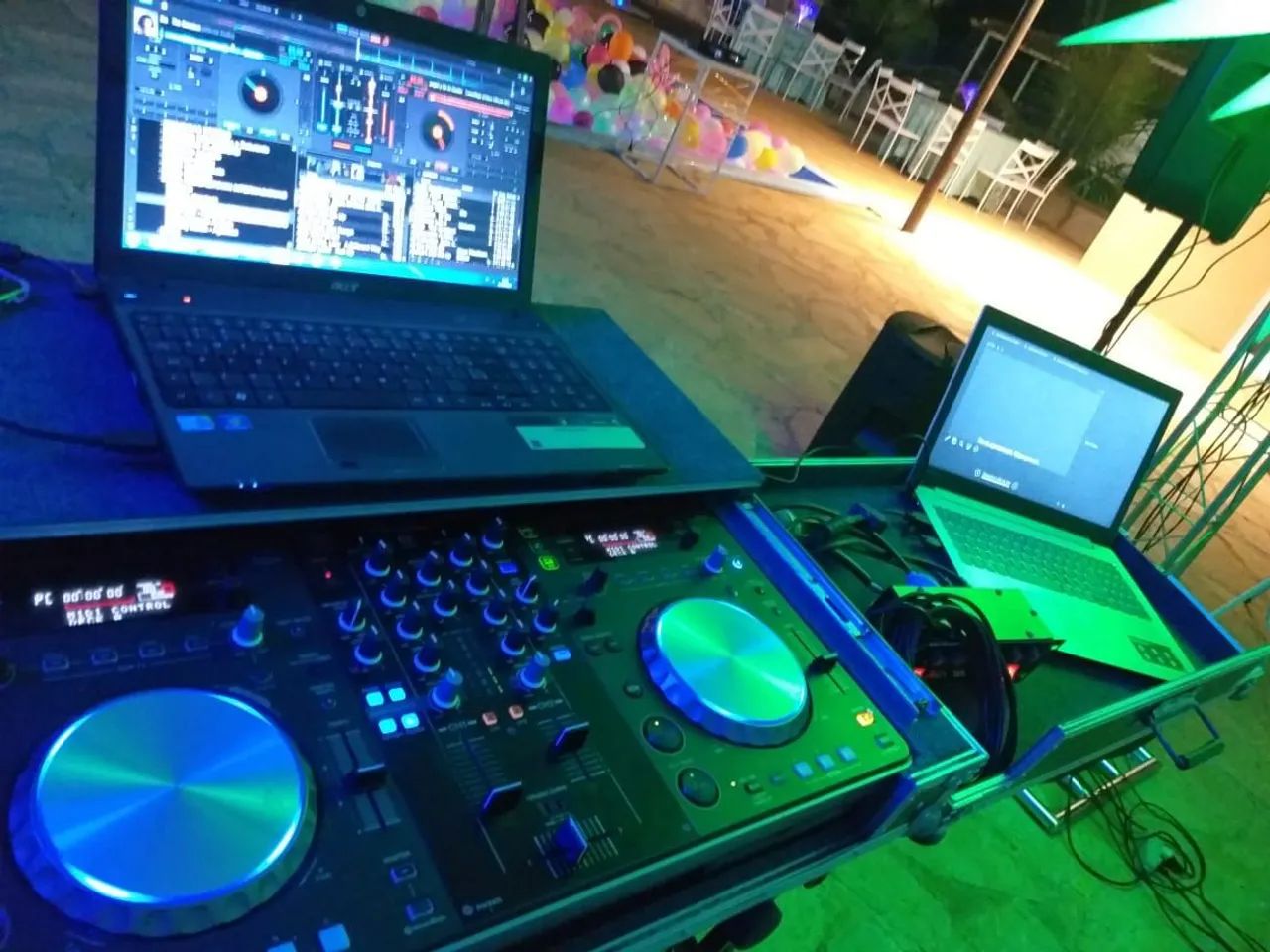 Mesa de Som para DJ Controladora Pioneer + Case