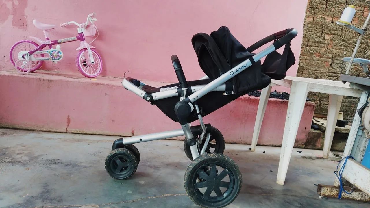Carrinho de Bebê Quinny Buzz Xtra 2.0 3 Rodas Cor Preto - Foto 3