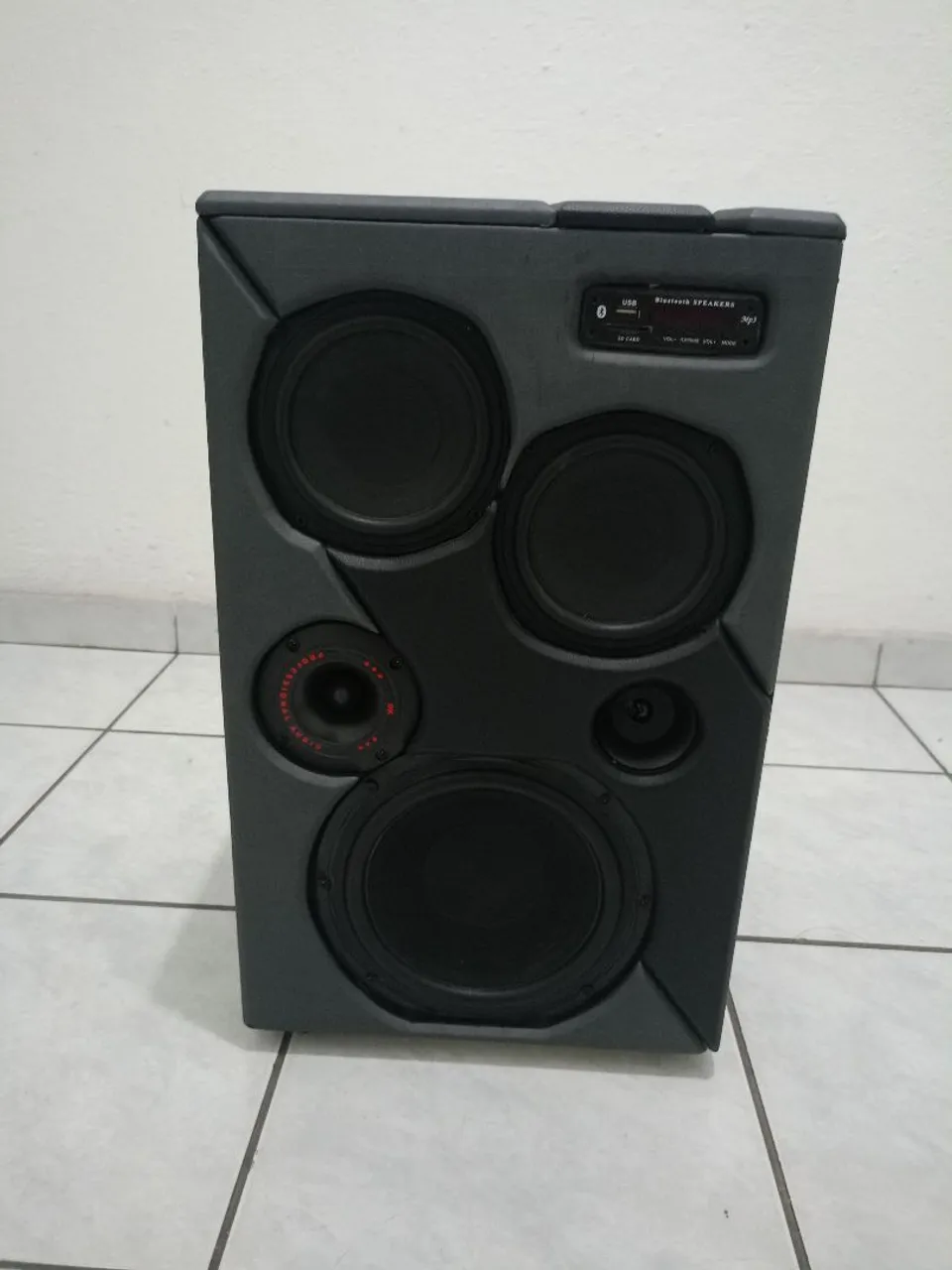 Caixa de Som Bluetooth com USB e MP3