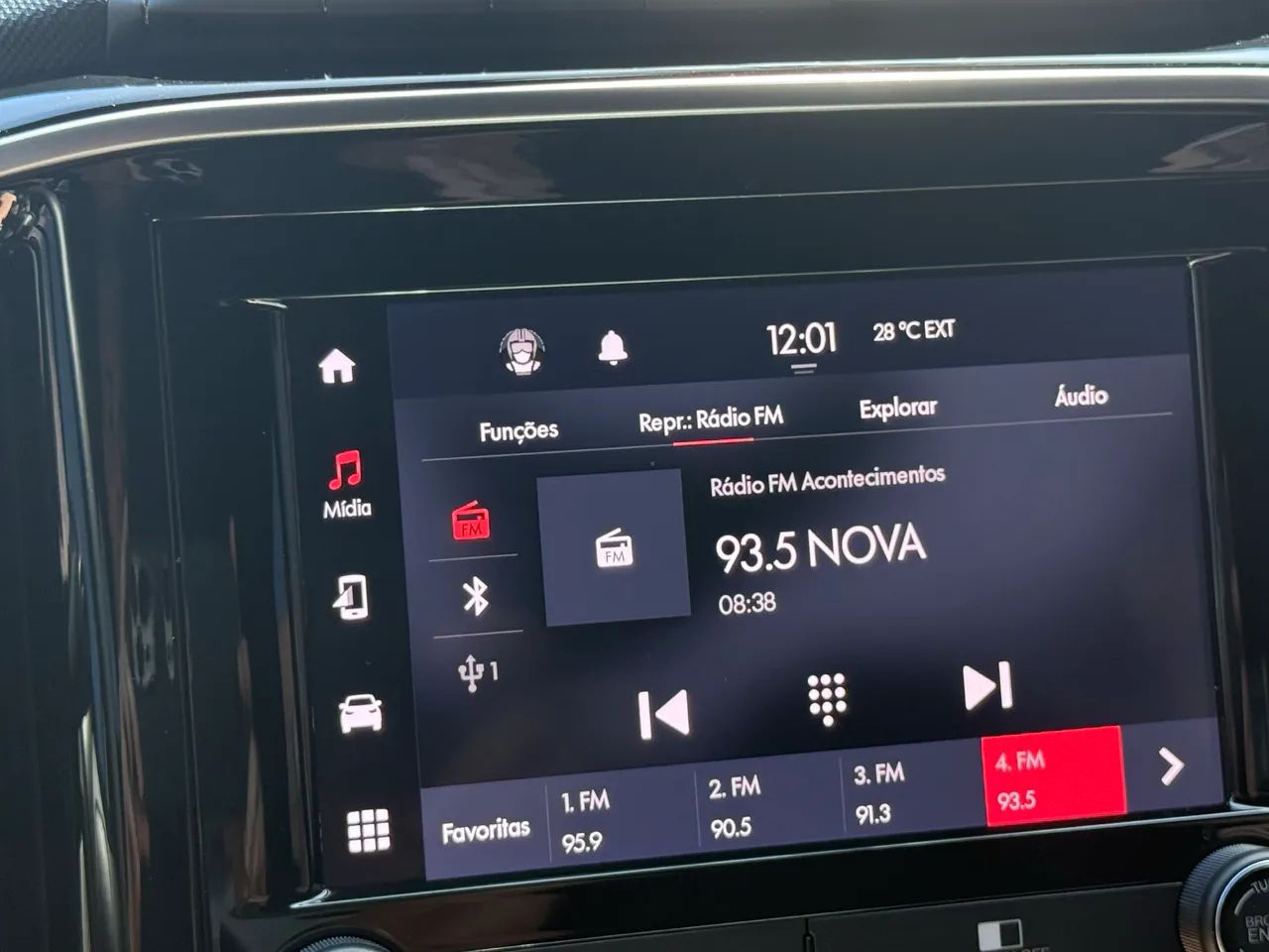 Fiat Strada Volcano 1.3 Flex 8V CD Aut. 2025 - Foto 8