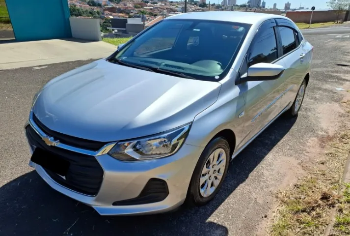 Vendo Onix Sedan Plus 1.0 LT Flex 2022! Moderno, econômico e completo!