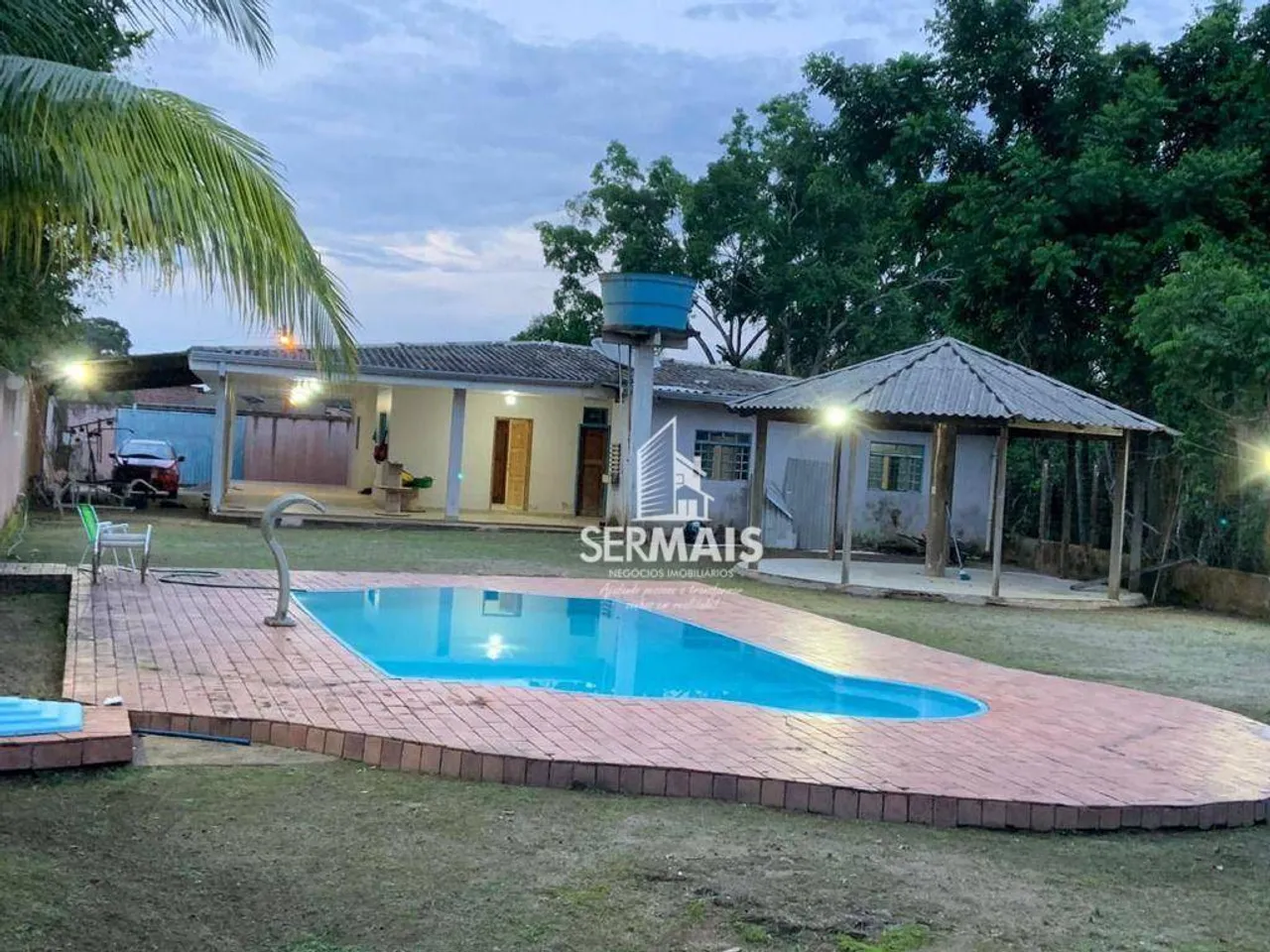 CASA PARA ALUGAR BAIRRO SATÉLITE CANDEIAS DO JAMARI 2.100,00 /ÁREA 300m2/ÁREA DO TERRENO 1