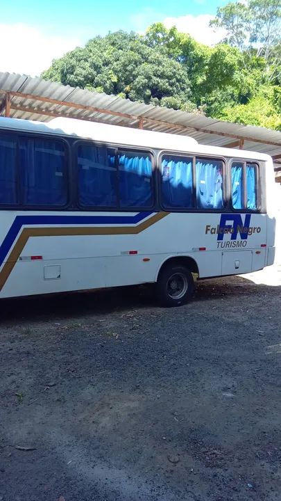 Vendo micro ônibus comil pia 