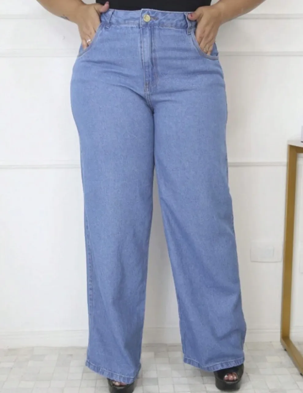 Calça Jeans Wide Leg Azul Claro Plus Size
