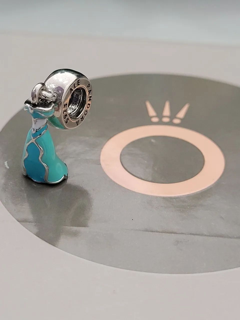 Charm Pandora Princesa Disney Novo - Foto 5