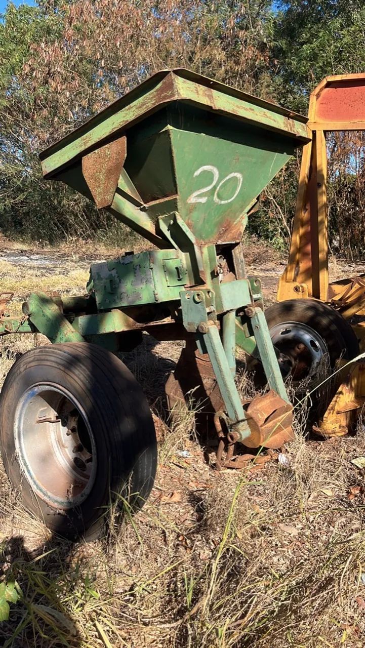 Sulcador e adubador para eucalipto e outras culturas  - Foto 3