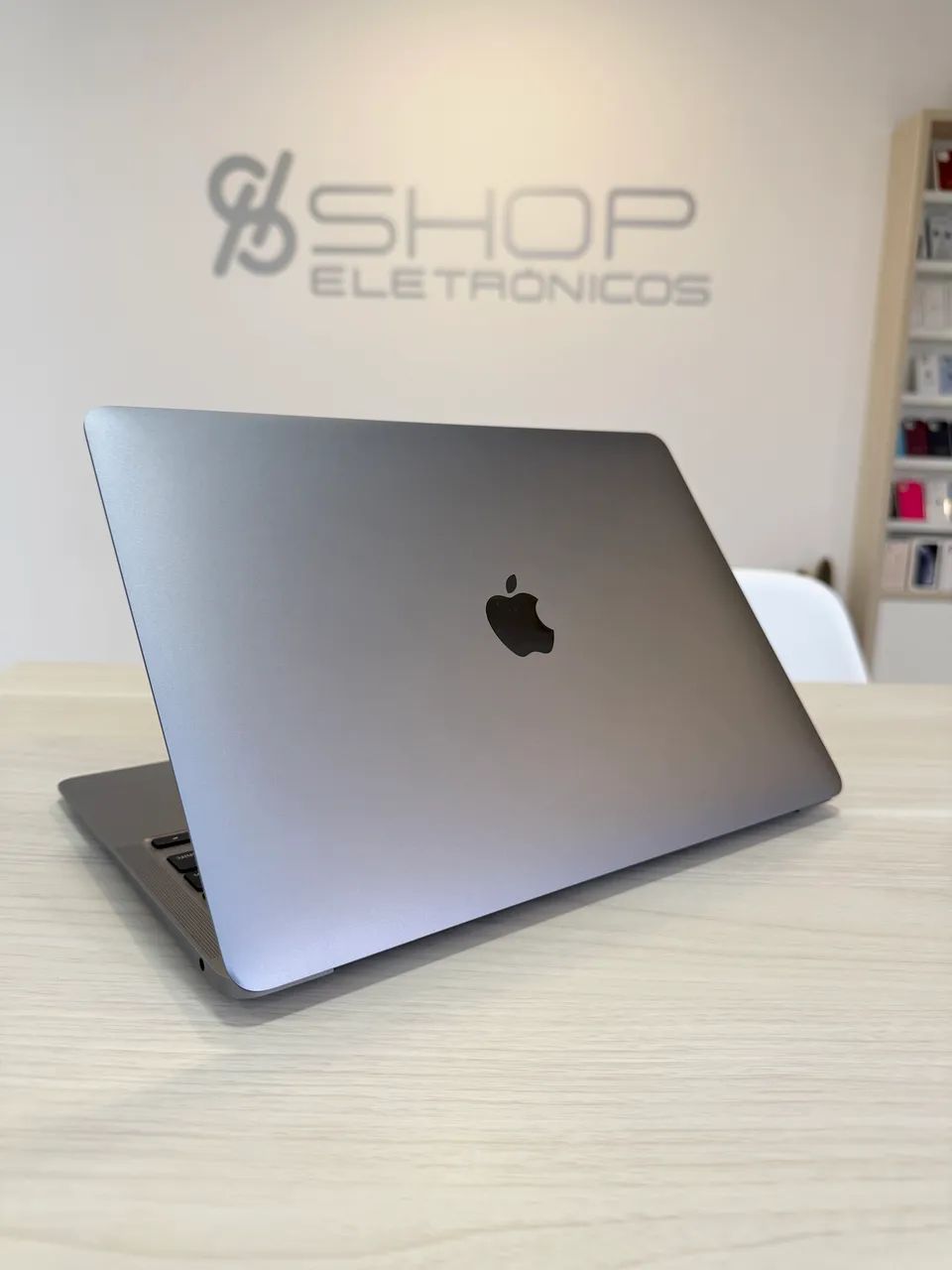MacBook Air M1 8/256gb cinza espacial - Notebooks - Capoeiras