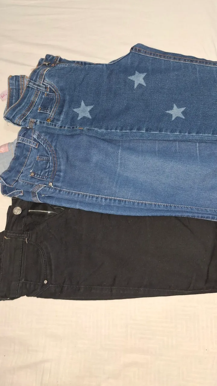 Roupas Diversas Usadas (calça skinny, vestidos, croppeds)