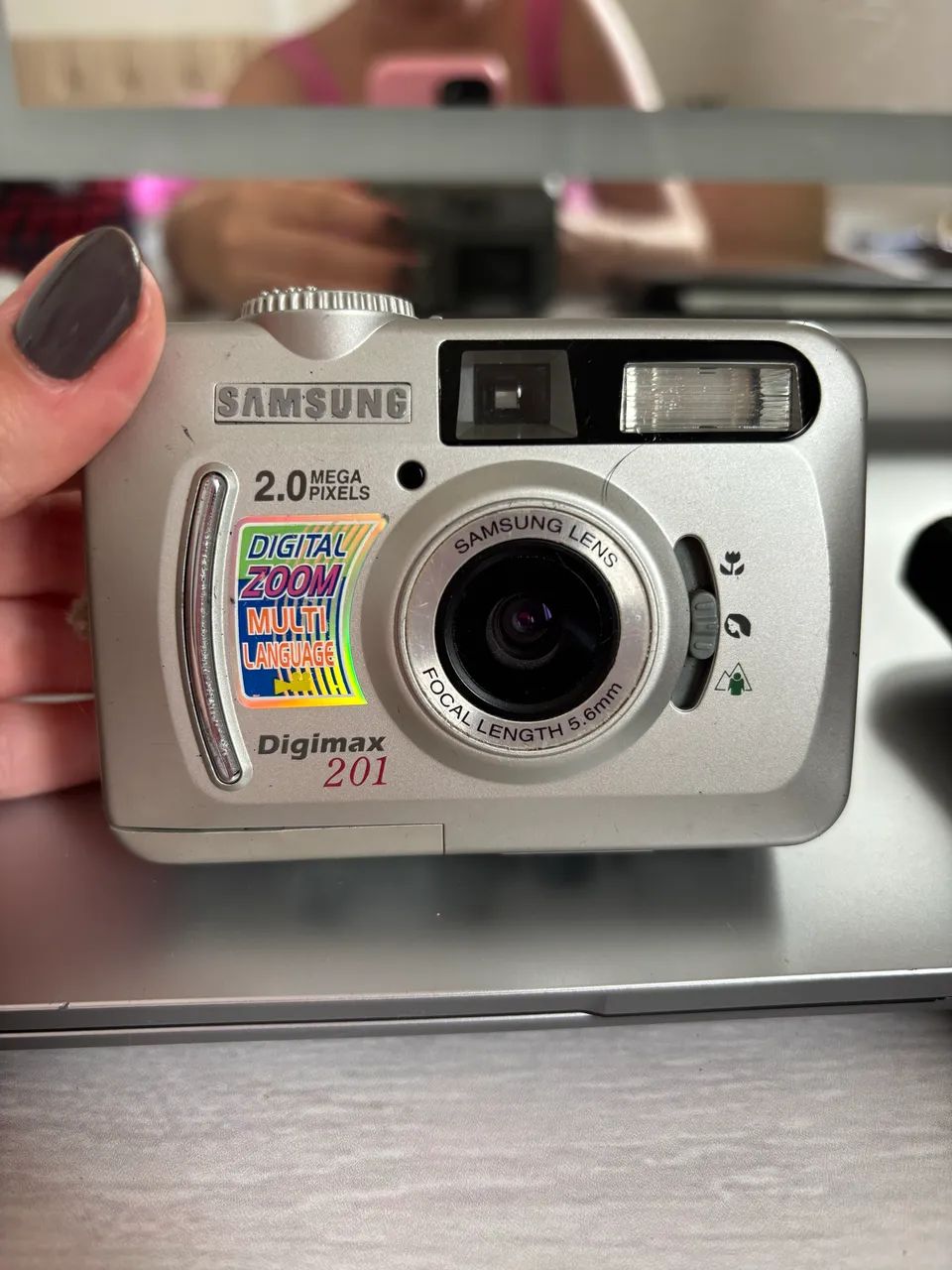 Câmera digital funcionando 64318752238850120