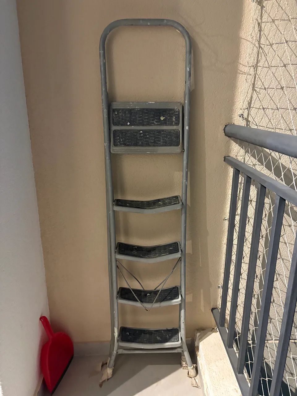 Escada de metal 