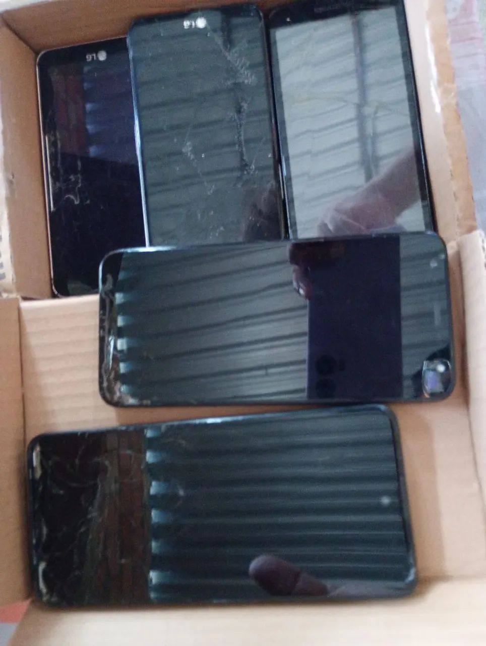 Celular com defeitos 