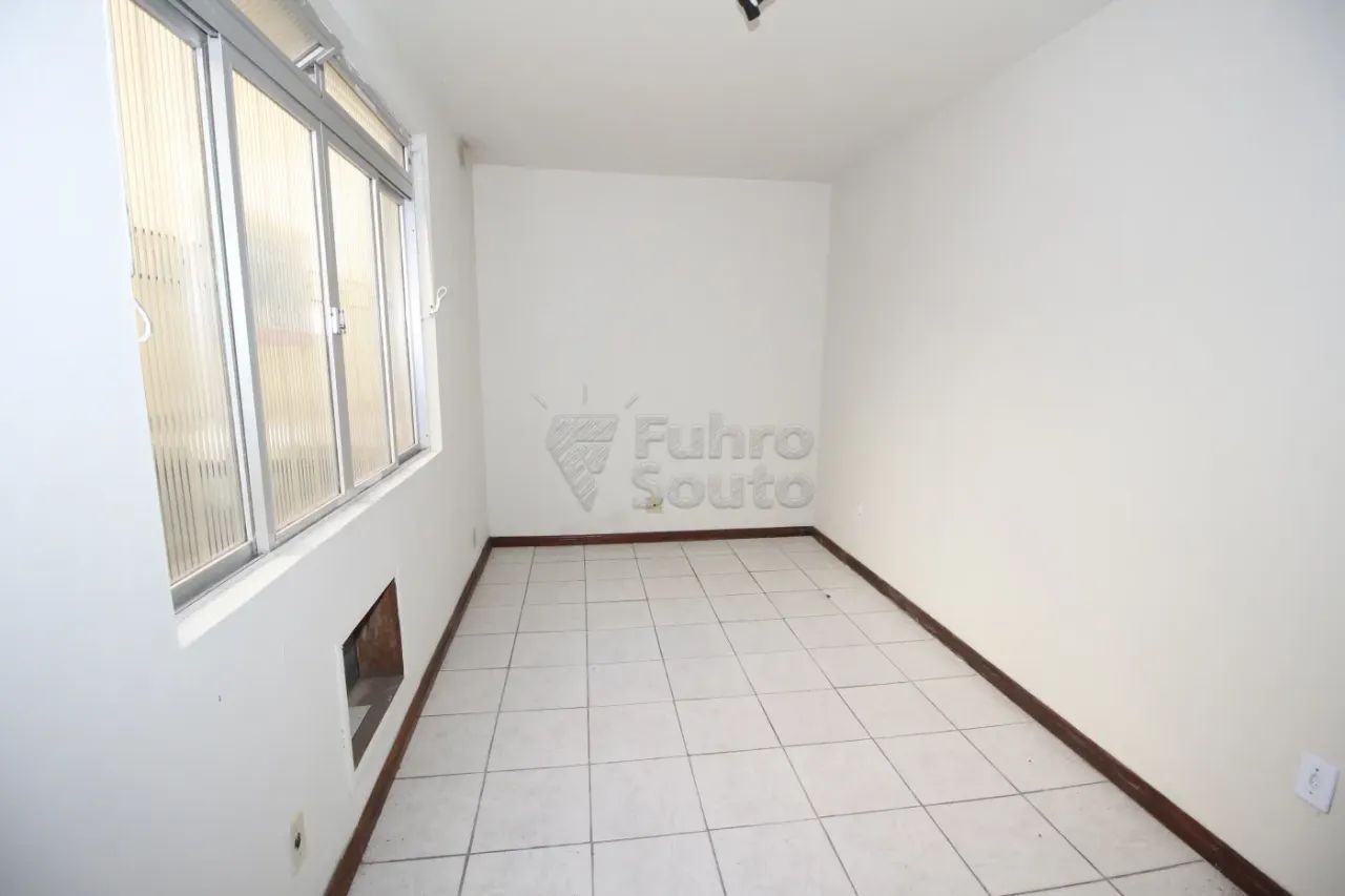 Oportunidade Única: Sala Comercial com Pátio no Coração da Cidade - Foto 5