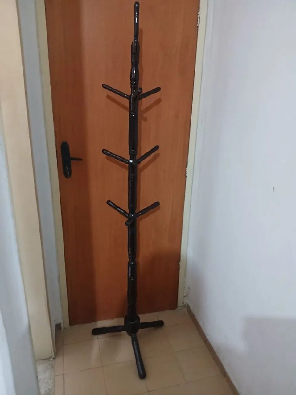 Cabideiro de madeira64962152889601120