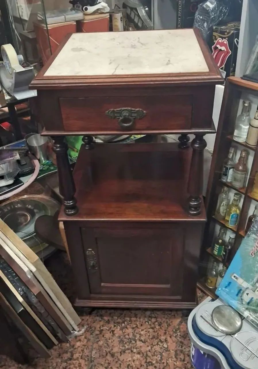 Belíssima Mesa de Cabeceira de 2 Andares   - Foto 2