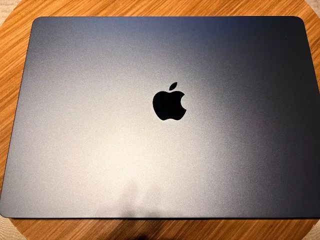 Notebook Apple MacBook Air M4 15 polegadas - 16GB/256GB - 26 ciclos
