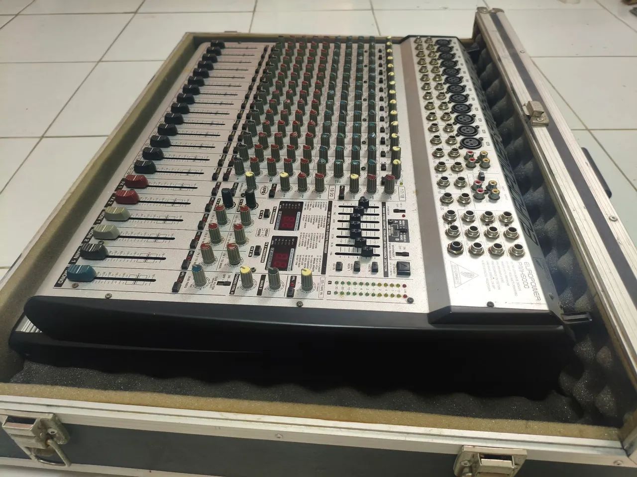Mesa Behringer Europower PMH5000 - Foto 2